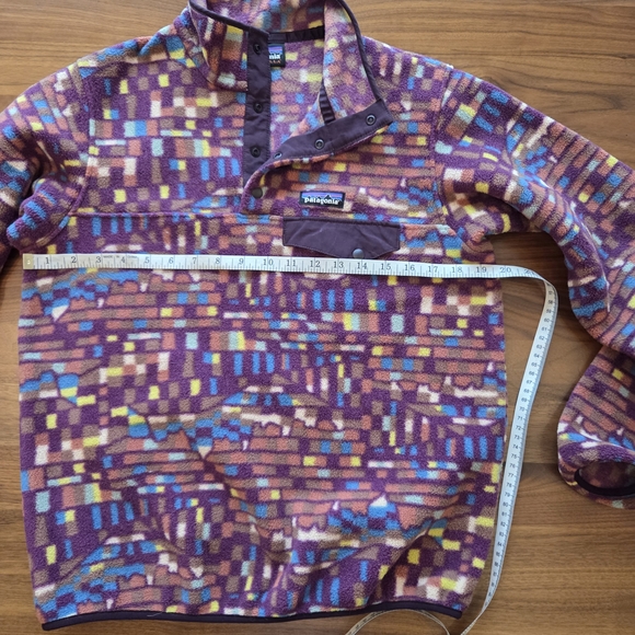 Patagonia Synchilla Snap-T Pullover, Fitz Roy Patchwork Night Plum, Sz S - Picture 7 of 10
